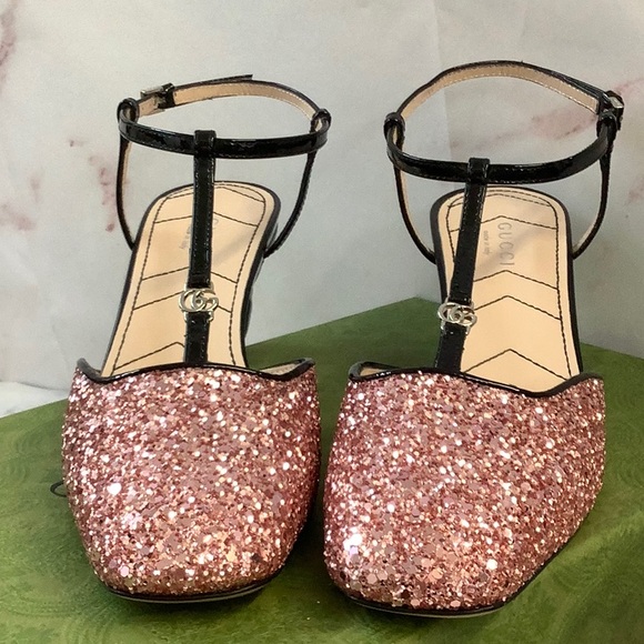 NIB Gucci Pink Glitter Women's Shoes Size 6 - Picture 1 of 5